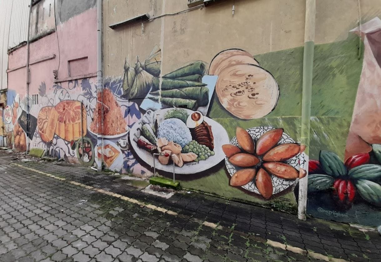 Discovering the Vibrant Street Art of Kota Bharu